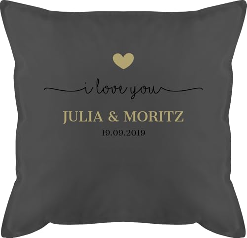 Kissen 50x50 - Ideen - I Love You mit Datum I Partner Geschenk I Geschenk Paare - 50 x 50 cm - Grau - Geschenke für Freundin partnerkisen Valentinstag ich männerkissen päärchenkissen paarkisssen