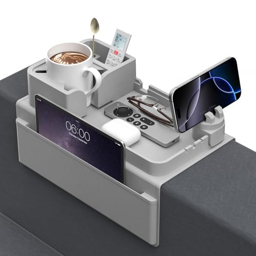 CLESOO Sofatablett Armlehne mit Getränkehalter, Anti-Rutsch Sofa Tablett mit Zwei Seitentaschen und Telefonhalterung, Silikon Anti-Spill Couch Organizer für Tasse, Telefon, Tablet, Snack,Grau