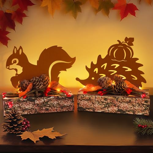 Charmofun 2 Stück Herbstdeko Igel Eichhörnchen Deko Figuren mit LED Timer, Herbst Dekoration LED aus Rost Bunt Metall, Holzdeko Sockel, Herbst Nachtlicht Geschenk Innen Ornament für Tisch Fenster